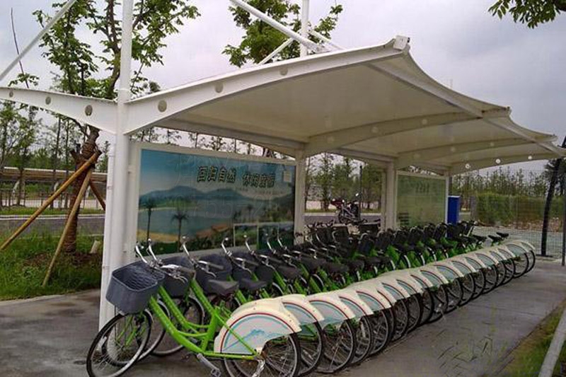 張拉膜車棚安裝找哪家膜結(jié)構(gòu)公司好？
